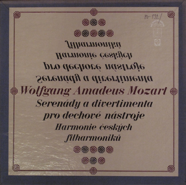 Wolfgang Amadeus Mozart / Czech Philharmonic Wind Ensemble - Serenády A Divertimenta Pro Dechové Nástroje - LP / Vinyl