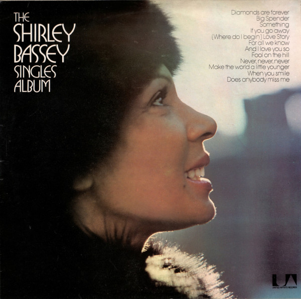 Shirley Bassey - The Shirley Bassey Singles Album - LP / Vinyl